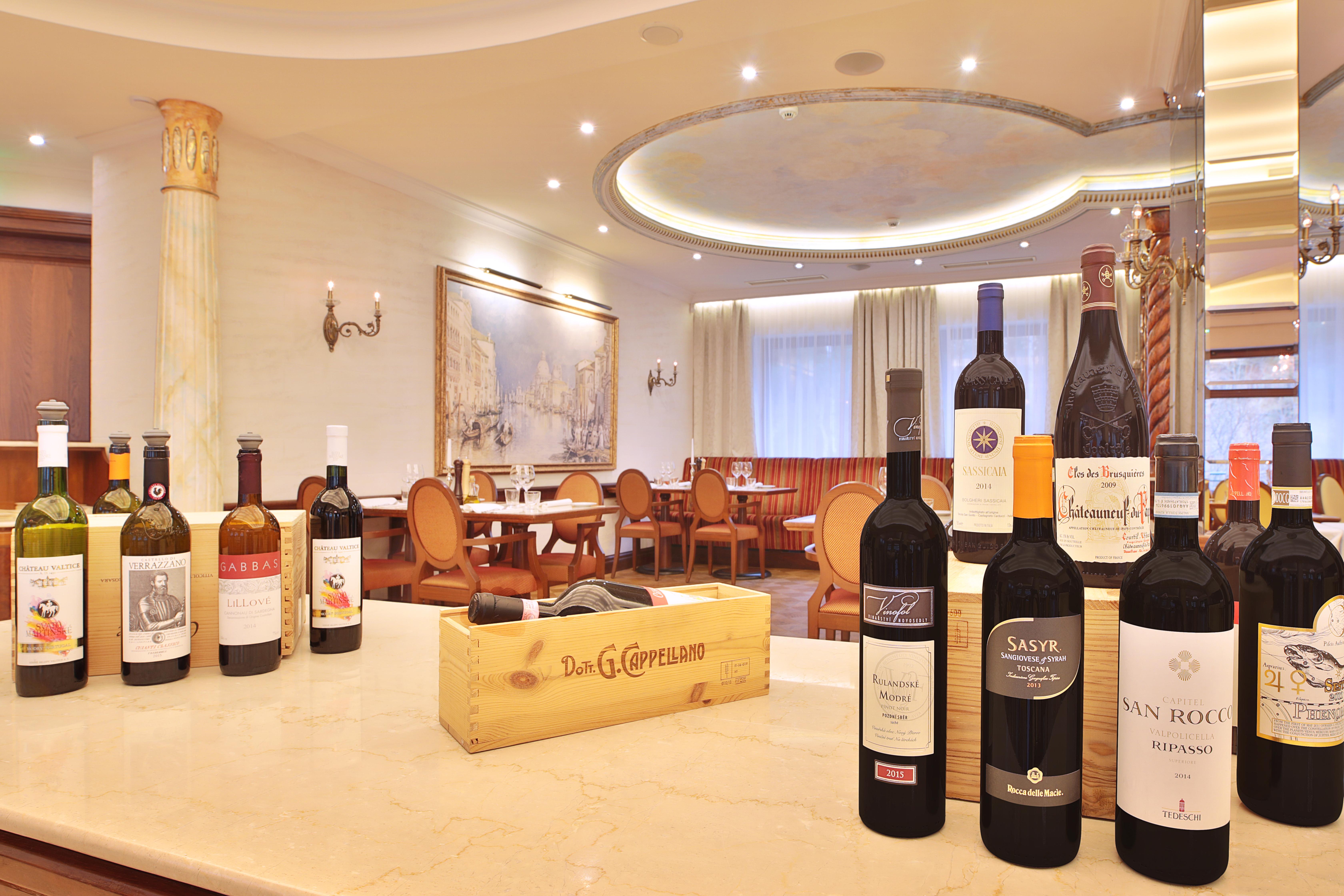 Retro Riverside Wellness Resort Karlovy Vary Bagian luar foto Wine tasting at the Wine Museum